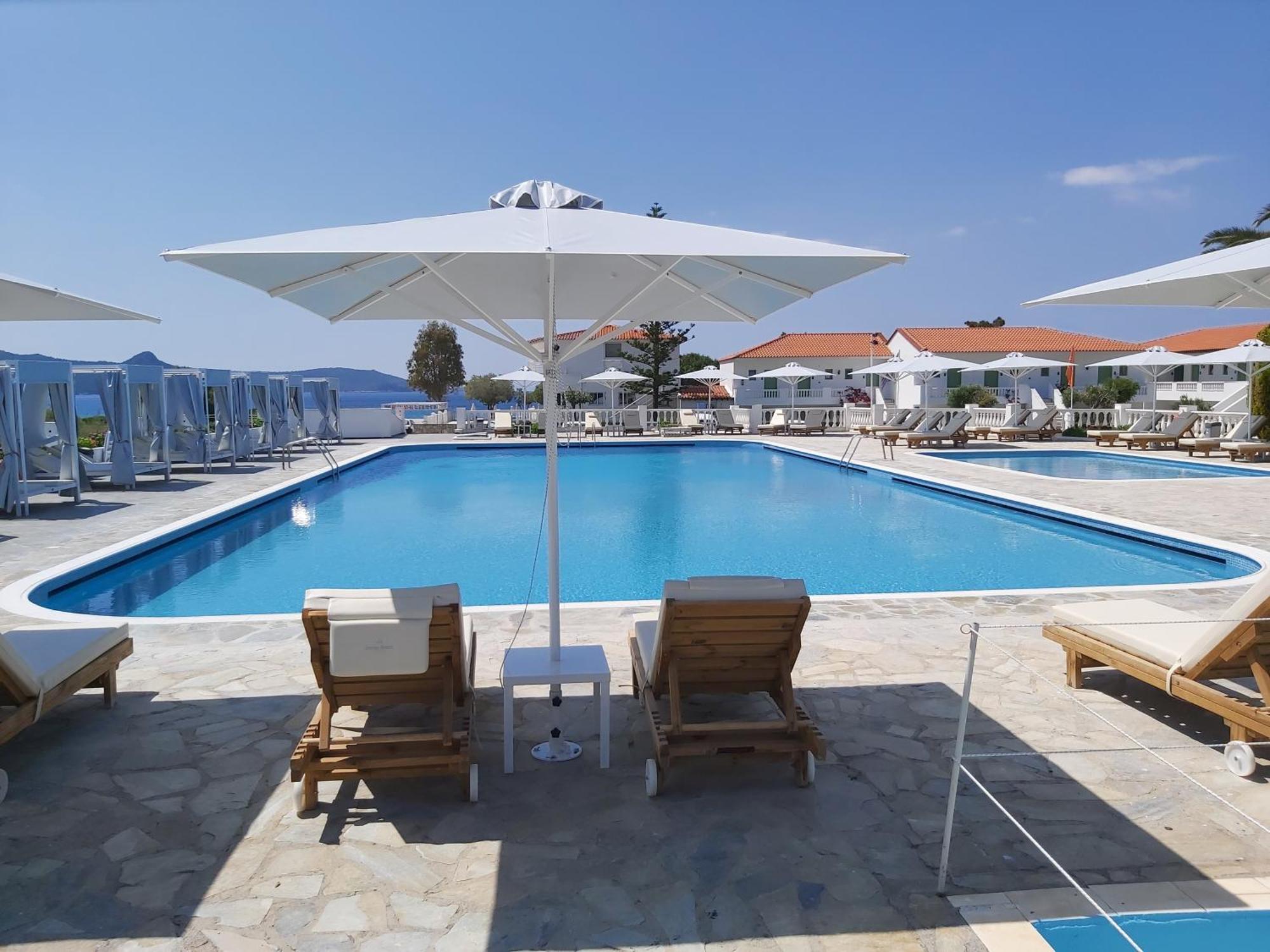 Sirenes Beach Resort サモス エクステリア 写真
